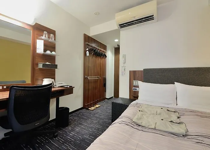 Tsuruga Manten Hotel Ekimae